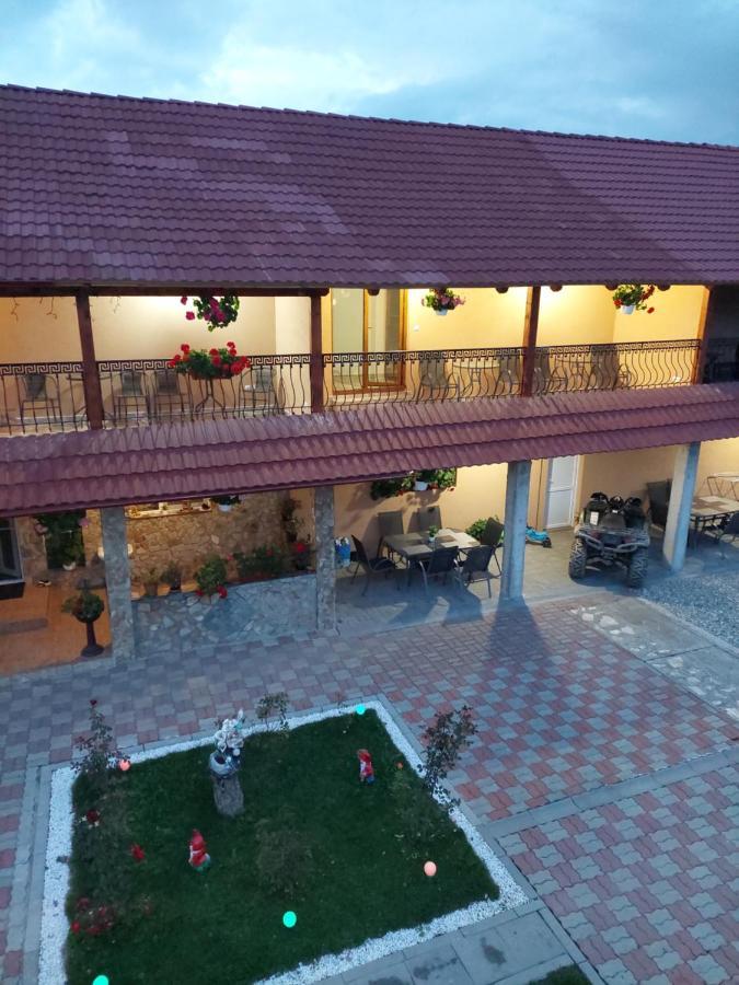 Casa Cristina Pensiune *