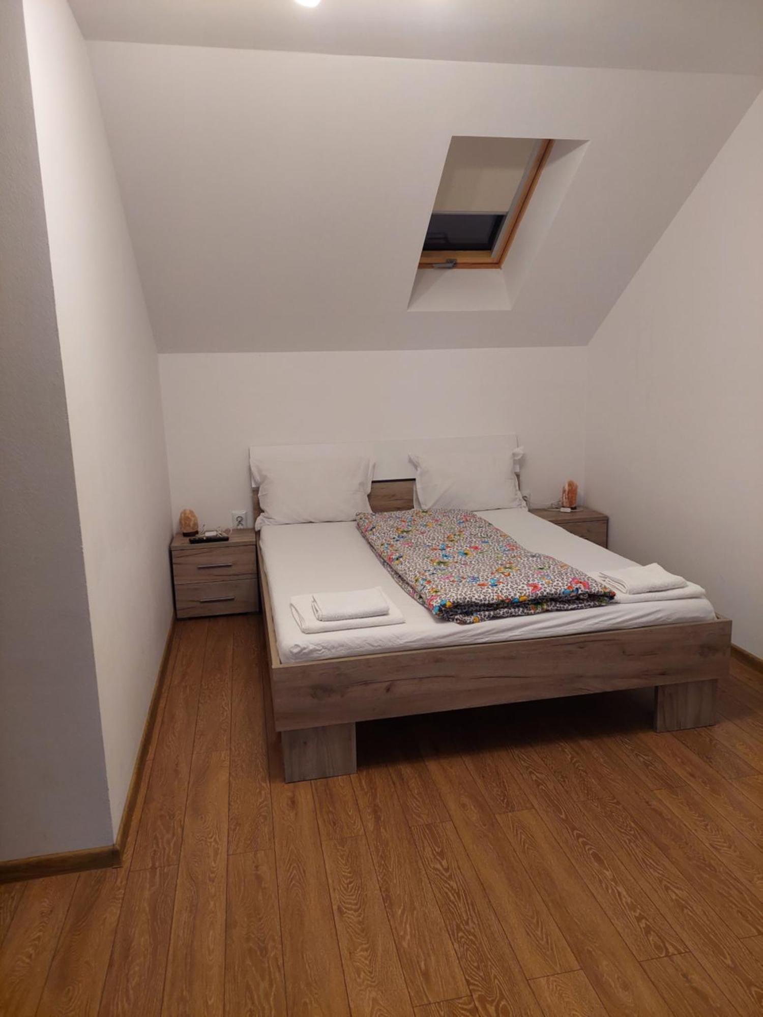 Pensiune Casa Cristina *